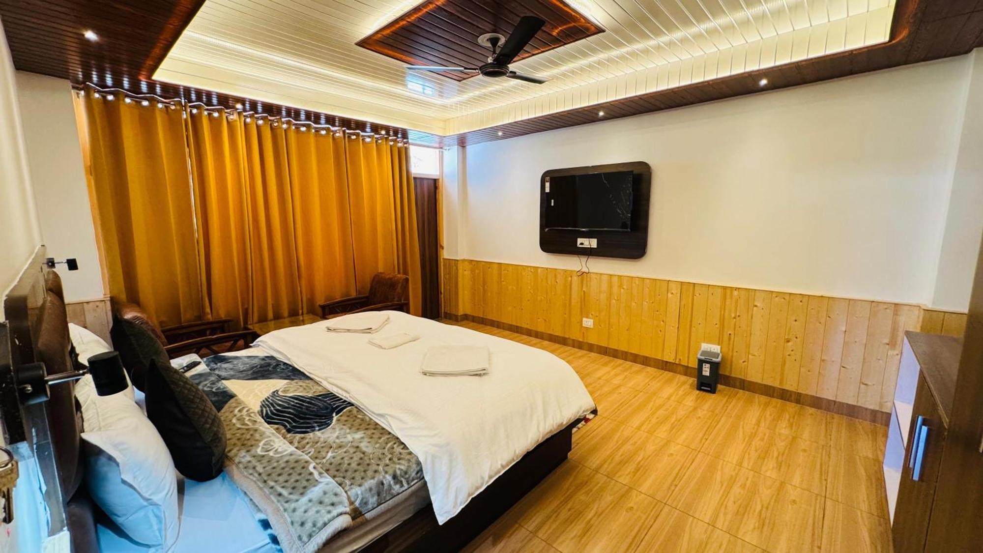 Hotel The Midnight Garden Manali Extérieur photo