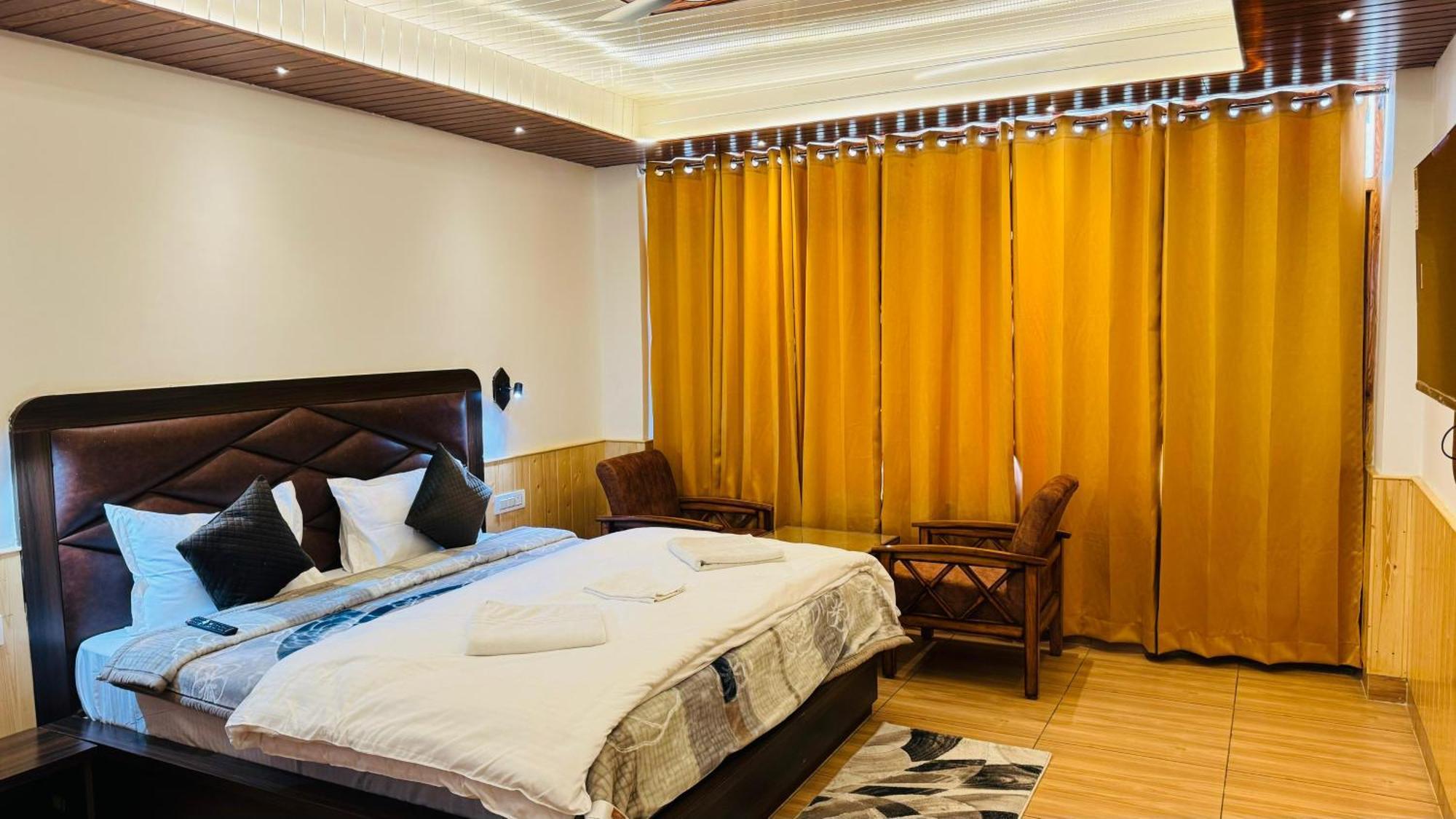 Hotel The Midnight Garden Manali Extérieur photo