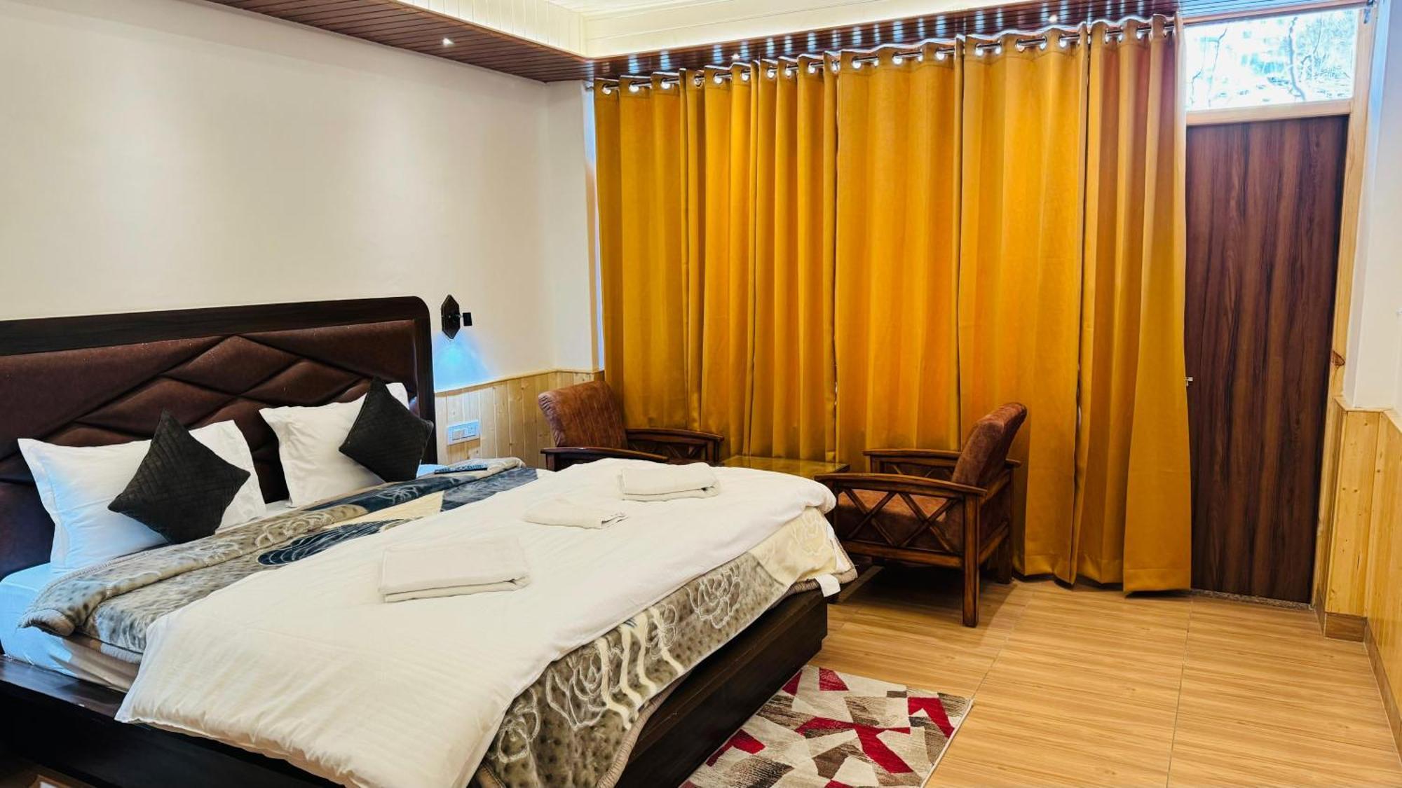 Hotel The Midnight Garden Manali Extérieur photo